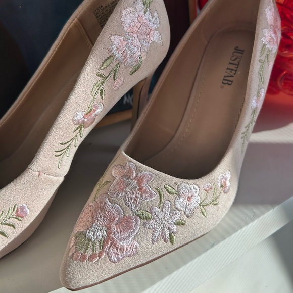JustFab Floral Embroidered Women's Heels - Cream - Picture 10 of 16